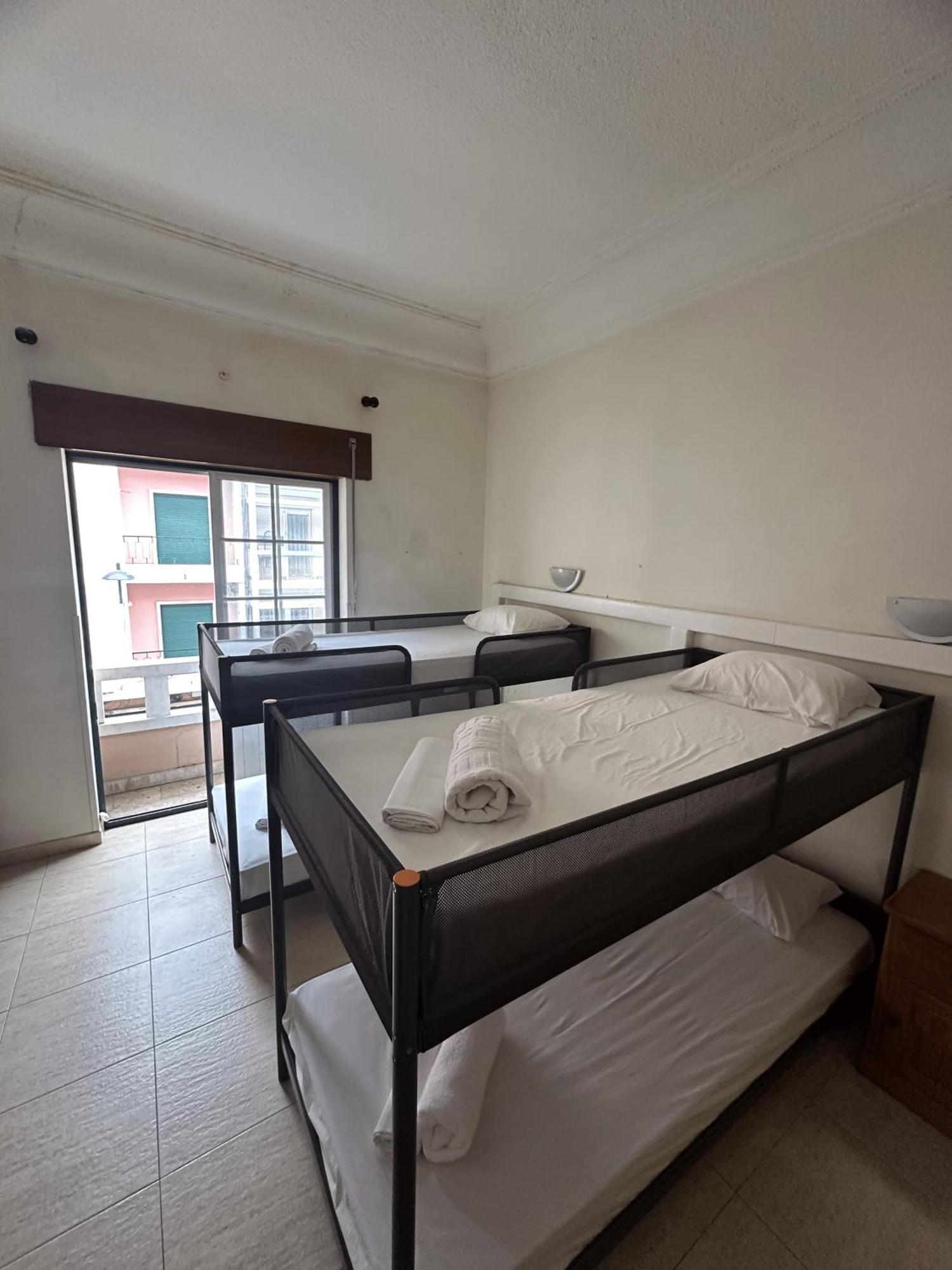 Guest In Ninho Lisbon Exterior photo